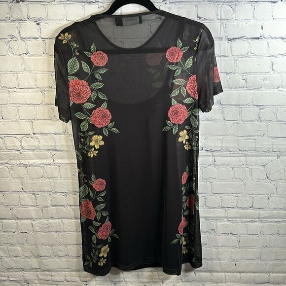👗 MinkPink Mesh Overlay Tee Dress - Size XS - Picture 6 of 6